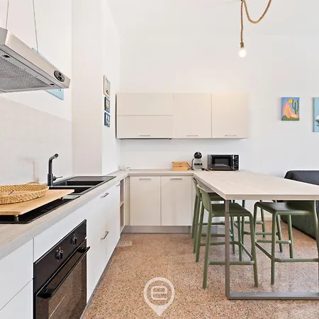 Appartement Estay - La Casa Di Amelie - Aircon - Wifi